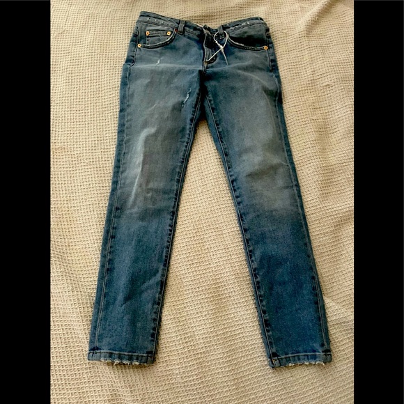 Givenchy Women’s Blue Denim Jeans. NWT - Picture 2 of 5